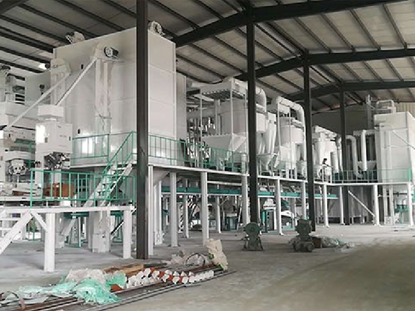<a href=http://http://www.51yuqing.com.cn/product/6/ target=_blank class=infotextkey>玉米加工機(jī)械</a>