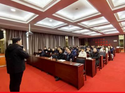 專業(yè)賦能 團(tuán)隊(duì)進(jìn)階——華豫萬通2025“管理高手實(shí)戰(zhàn)課”培訓(xùn)圓滿結(jié)束！